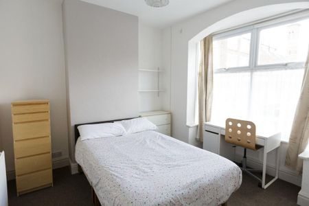 4 bedroom house to rent - Photo 4