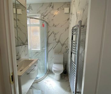1 Bedroom Room in Flat Share To Rent - Photo 5