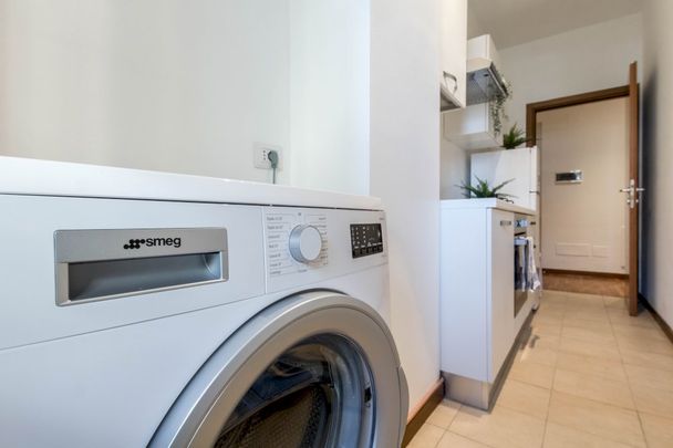 Wonderful single room in Via Luciano Zuccoli -Maggiolina - Martesana - Photo 1