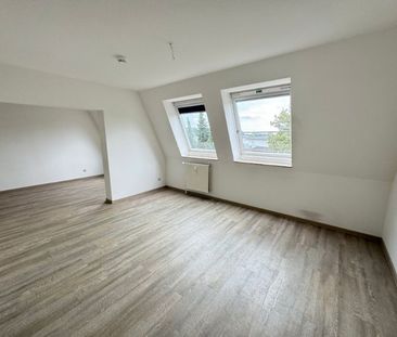 Ruhig gelegenes 1-Zimmer-Apartment mit Einbauküche, Duschbad und Au... - Foto 1