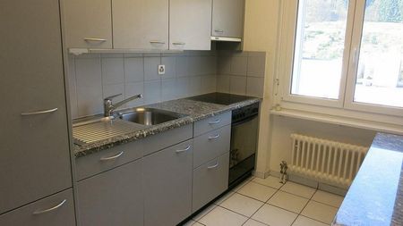 3.5 Zimmer-Wohnung mit Aussicht in Spreitenbach zu mieten - Photo 5