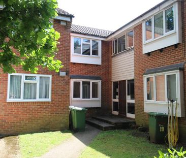 Studio to rent - Photo 6