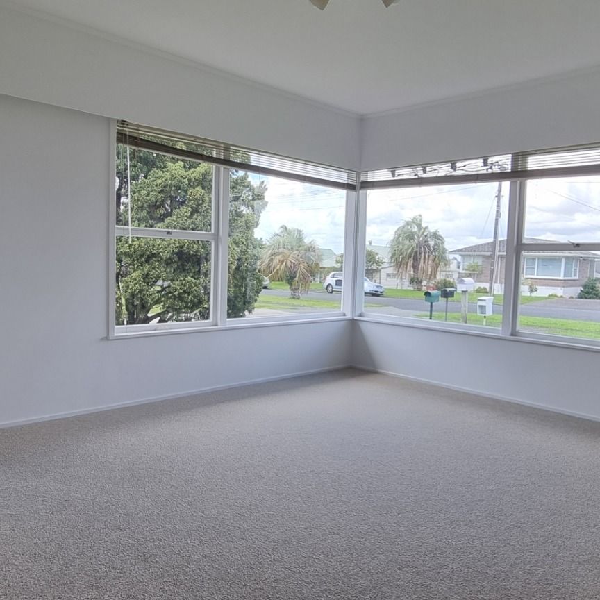 Devonport Gem - Photo 1