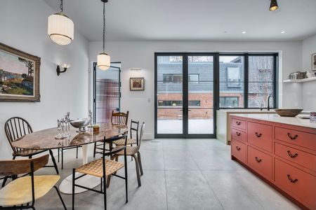 For Lease - 34 Beaconsfield Avenue, Toronto, Ontario - Photo 4