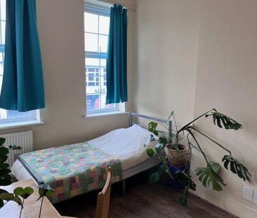 House share to rent - Photo 1