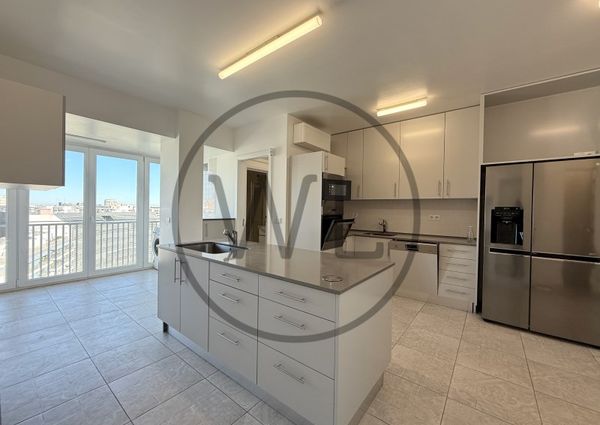 Apartamento T5+1 em Lisboa