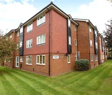 Rosefield Road, Staines-upon-Thames, Surrey, TW18 4QD - Photo 1