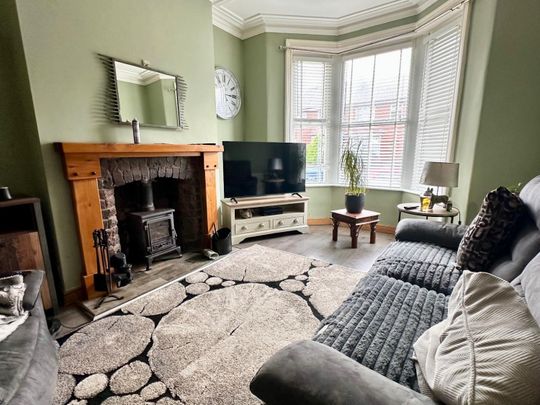 3 bedroom House To Let - Photo 1