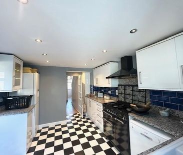 4 bedroom house to rent - Photo 3