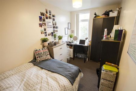 4 bedroom house to rent - Photo 3