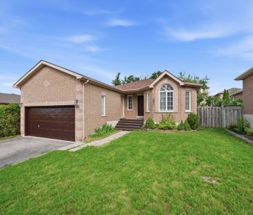 For Lease - 126 Marsellus Drive, Barrie, Ontario - Photo 5