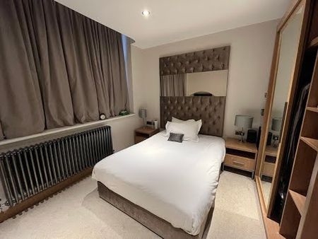 1 Bed Flat, Butts Court, LS1 - Photo 2