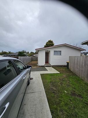 8 Quintal Place, Papatoetoe - Photo 1