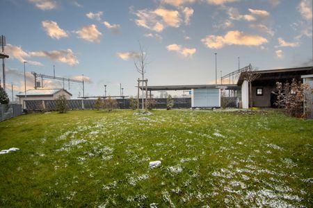 3.5-room ground floor apartment - garden for shared use - Photo 4