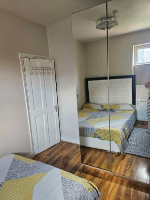 Room in a Shared House, Dysons Road, N18 - Photo 1