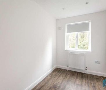 Lankaster Gardens, East Finchley, London, N2 - Photo 3