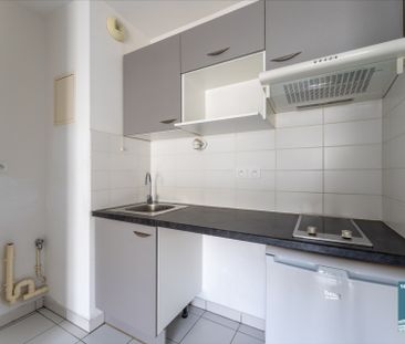 Location Appartement 2 pièces 52m² - Photo 4
