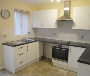 2 bedroom townhouse to rent - Photo 4