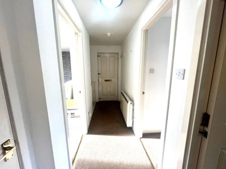 24C Fraser Mews, Fraser Road, Aberdeen AB25 3UH - Photo 2