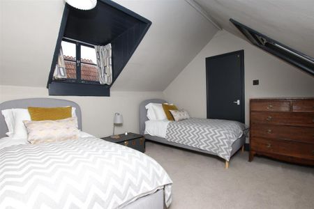 3 bedroom apartment to rent - Photo 5