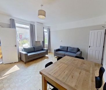 5 bedroom house to rent - Photo 3