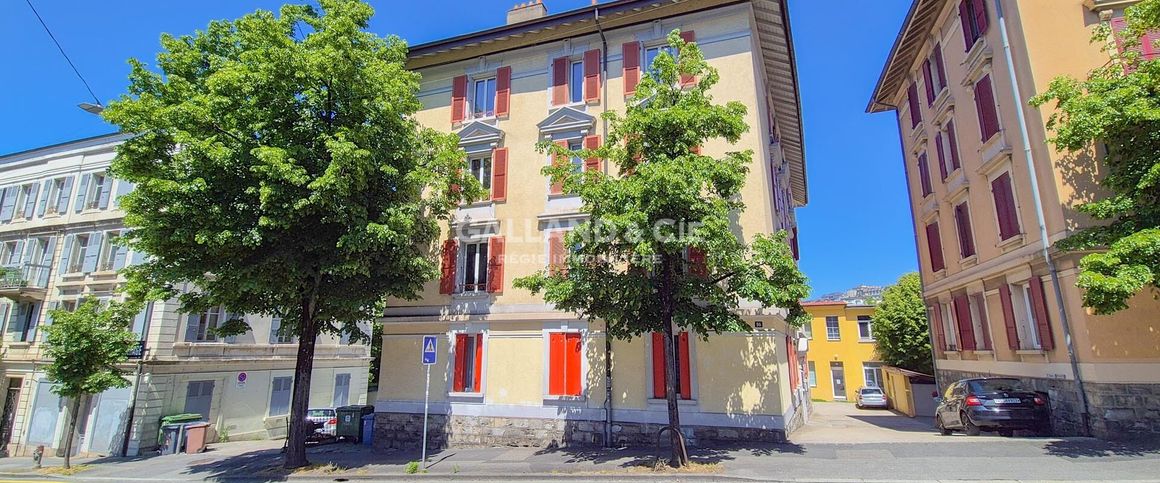 2-room apartment on the 1st floor + additional parking space - Photo 1