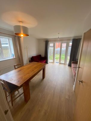 4 bedroom house to rent - Photo 1