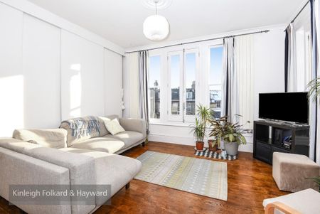 2 bedroom flat to rent - Photo 2