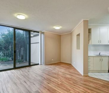 1/14-16 Cottesloe St East Toowoomba - Photo 1