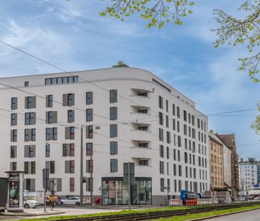 Helle 2 Zimmerwohnung mit Einbauküche und Balkon - Photo 2