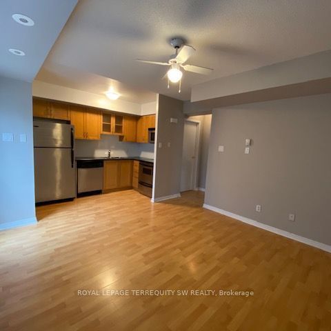 For Lease - 46 Western Battery Road Unit# 823, Toronto, Ontario - Photo 1