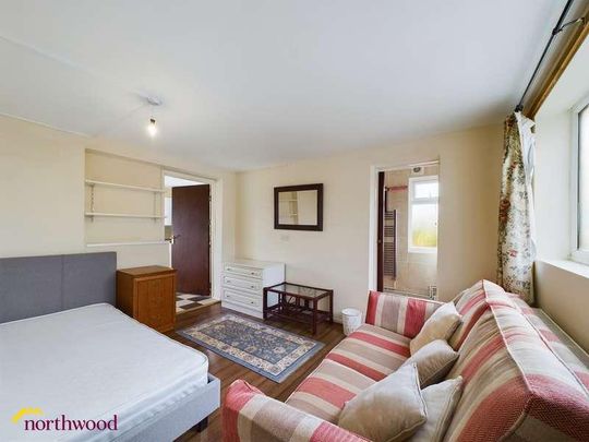 Sandford Green, Banbury, OX16 - Photo 1