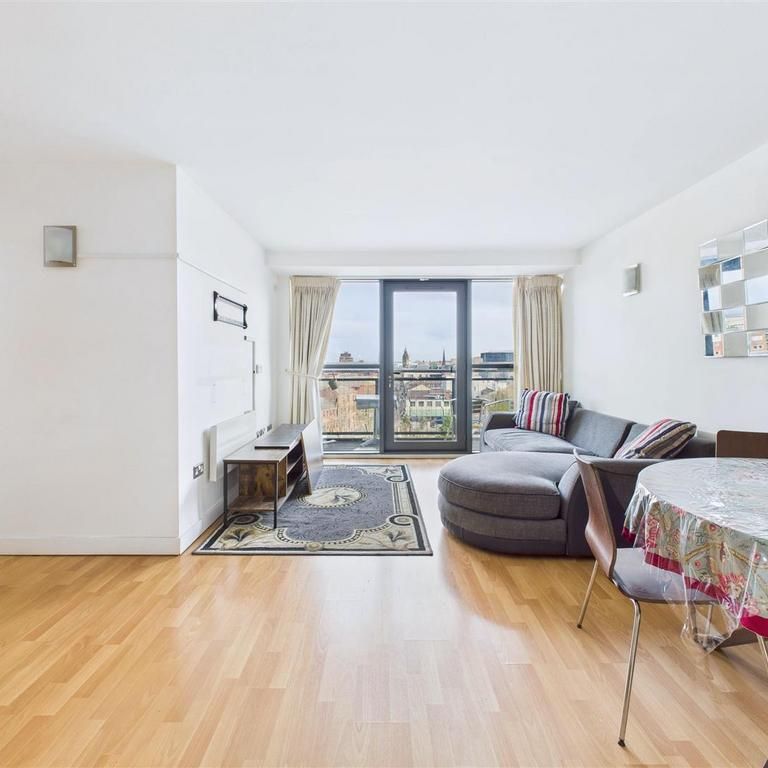 2 bedroom apartment to rent - Photo 1