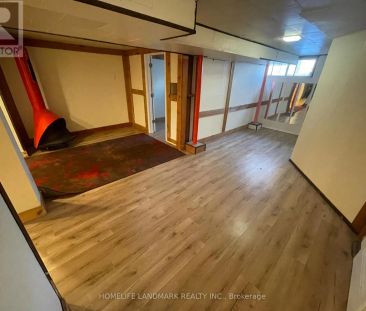 102 BILLINGTON CRESCENT - Photo 2