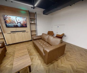 Deluxe Studio - Photo 1