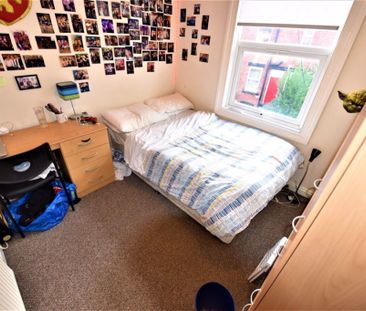 4 bedroom House in Headingley Avenue - 4 Bed, Leeds - Photo 2
