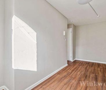 Samuel Close, London, SE14 - Photo 4