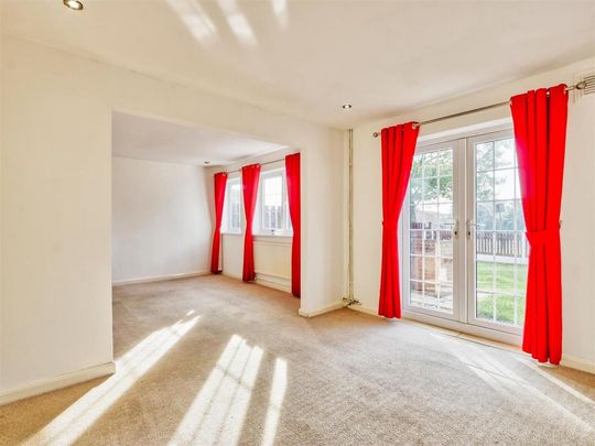 2 bedroom terraced house to rent - Photo 1