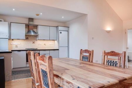 7 Silverstream Court, Bangor, BT20 3LD - Photo 5