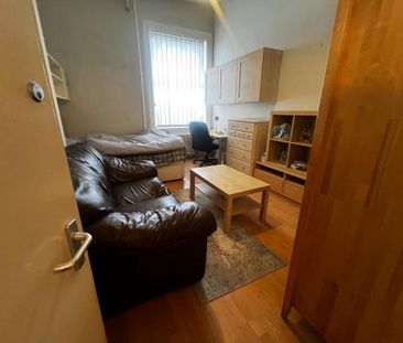 9 bedroom house share to rent - Photo 4