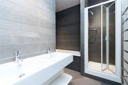 Dickens Mews, London, EC1M 5SZ - Photo 4