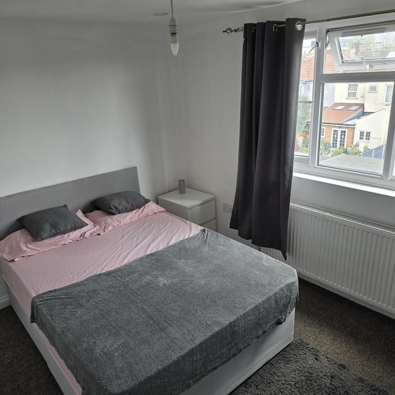 1 bedroom semi-detached house to rent - Photo 1
