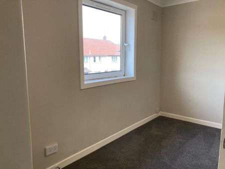 4 bedroom terraced house to rent - Photo 5