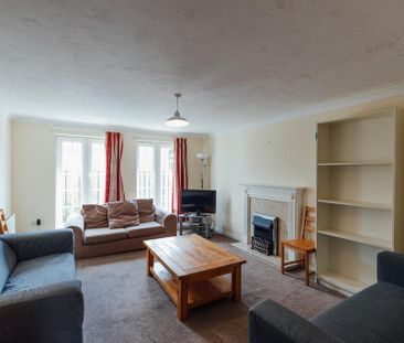 4 bedroom house to rent - Photo 2