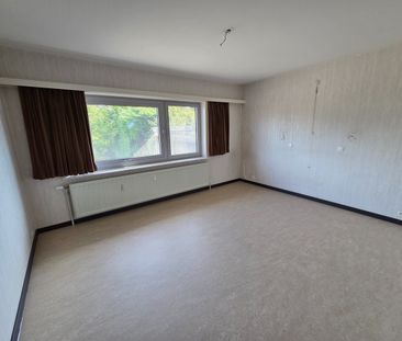 Uitzonderlijk ruim appartement met 4 slaapkamers, bureau en dubbele... - Photo 1