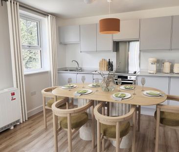 2 bedroom semi-detached house to rent - Photo 6