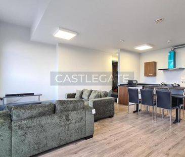 1 bedroom in a flat share to rent - Photo 1