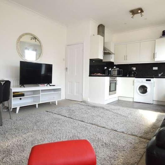 Eglinton Hill, London, SE18 - Photo 1