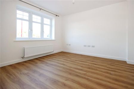 3 bedroom detached house to rent - Photo 3