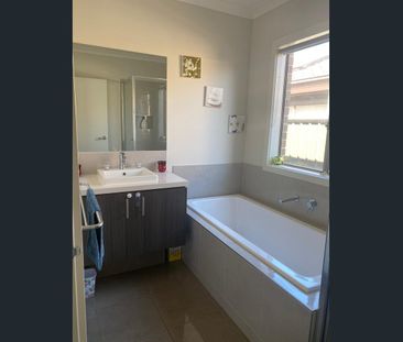 11 Patchouli Street, Truganina, Vic 3029 - Photo 2